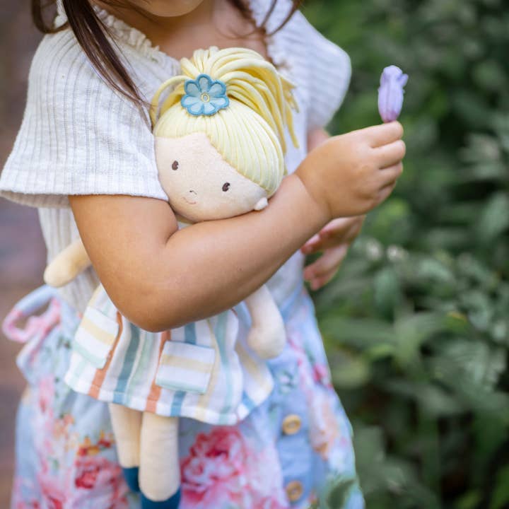 Tikiri Toys LLC - Wholesale Doll - Kids - Taylor Blonde Hair Doll3