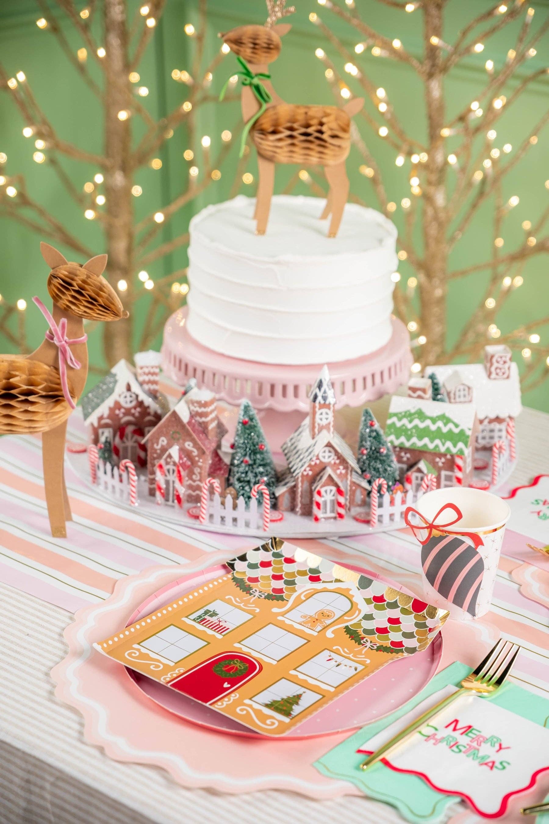 Gatherings by Curated Paperie - Wholesale Disposable Plate - HOL25-DNP7-Christmas Cheerful Dinner Plates3