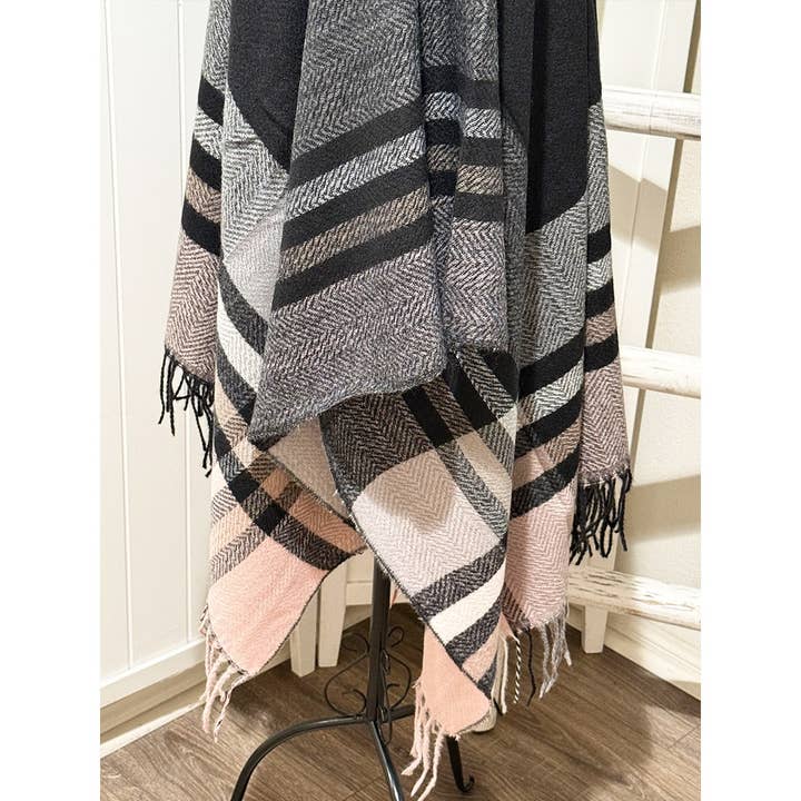 Love and Repeat - Vente Poncho – femme - Poncho à franges à carreaux8