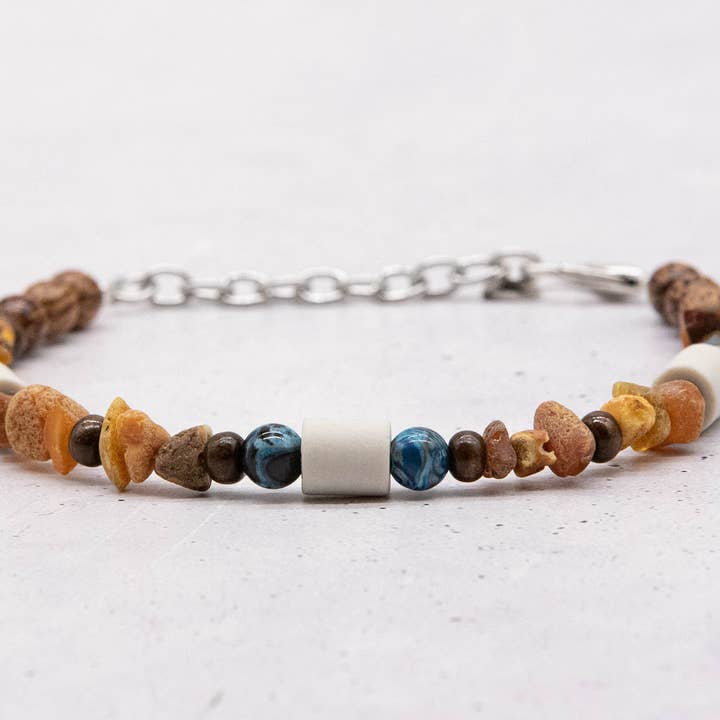 “Blue Ocean” amber necklace for dogs for wholesale by FOR LOVELY DOGS / Linda Jansen