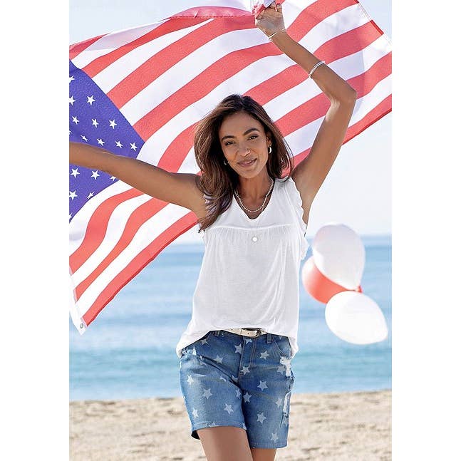 LASCANA Women's Distressed Jean Shorts for wholesale by Lascana