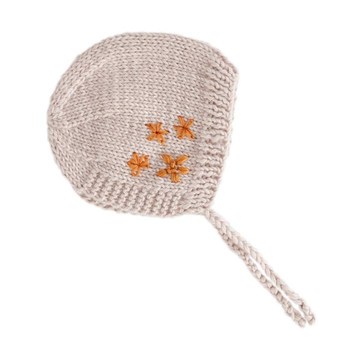 Acorn Kids - Wholesale Newborn/knit hat – Baby - Flowers Bonnet Oatmeal0