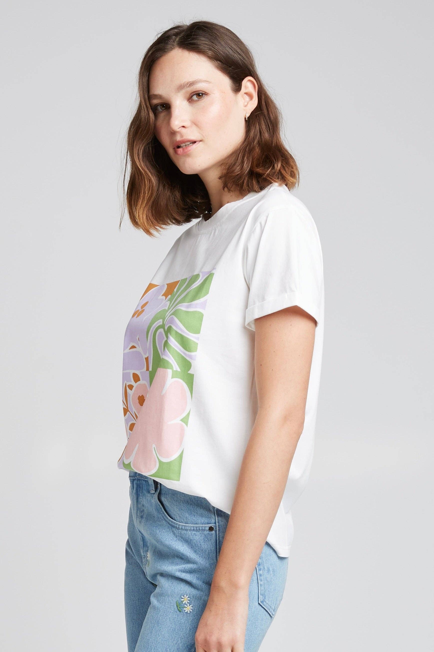 WHITE CAROLANN - Flocked T-shirt for wholesale on Faire7