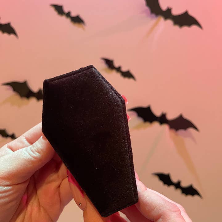 Little Design Collective - Wholesale Jewellery box/organiser - Velvet Coffin Ring Box4