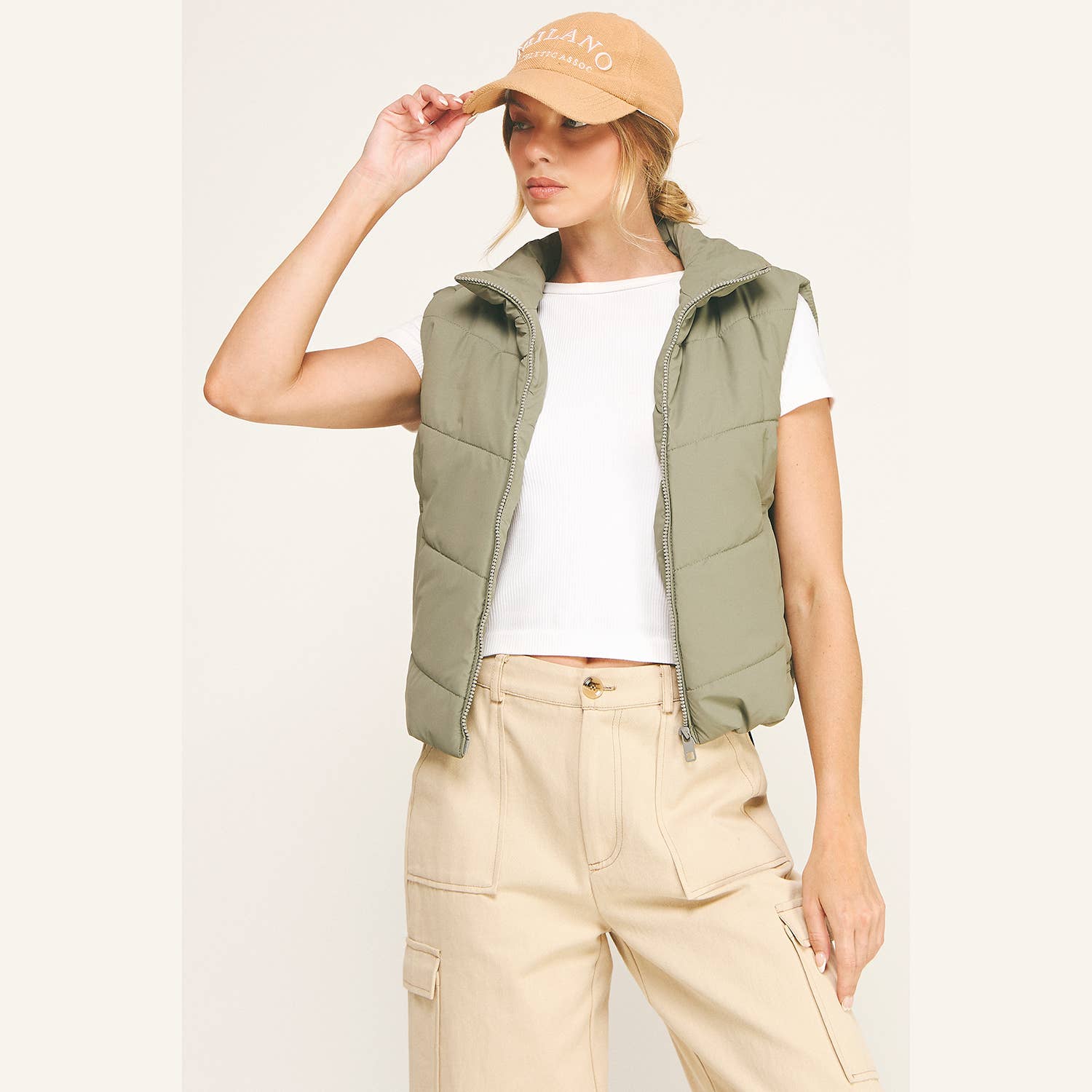 OLIVE GILET MATELASSÉ COURT À CHEVRONS en vente sur Faire3