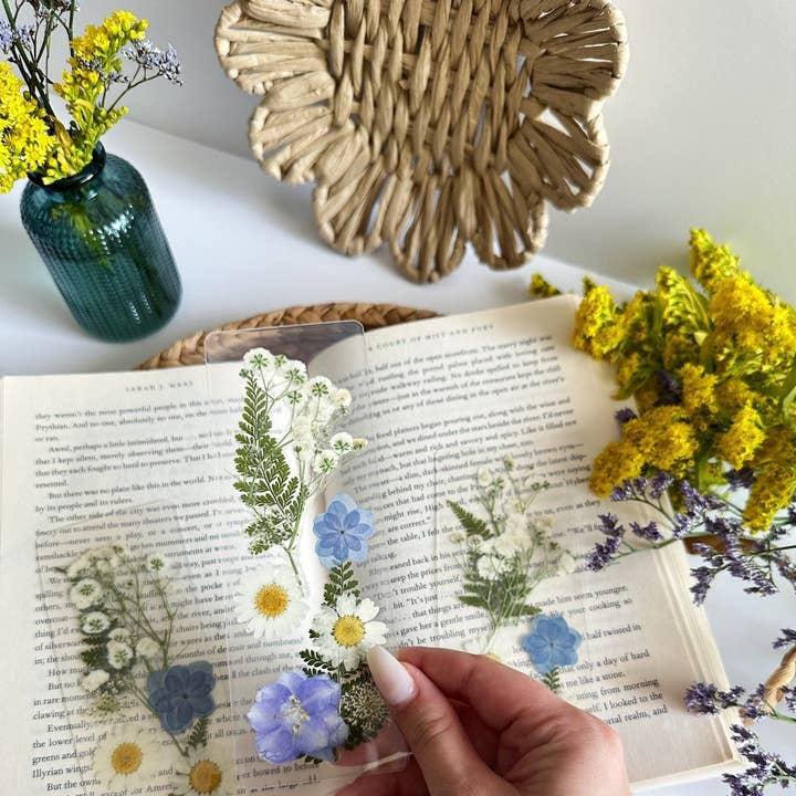 Petals & Pages by Grace - Wholesale Bookmark - blue blooms bookmark7