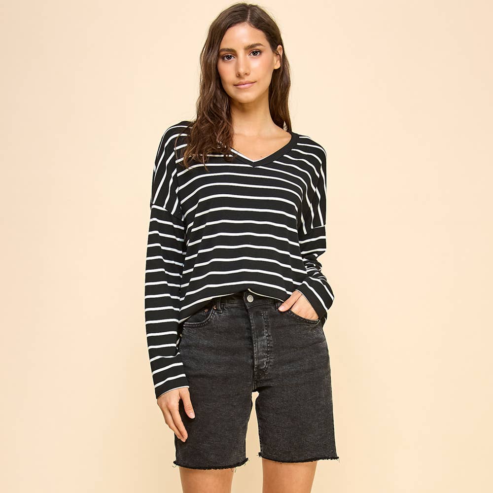 Les Amis - Wholesale Knit Top - Women's - Striped V-Neck Knit Top2