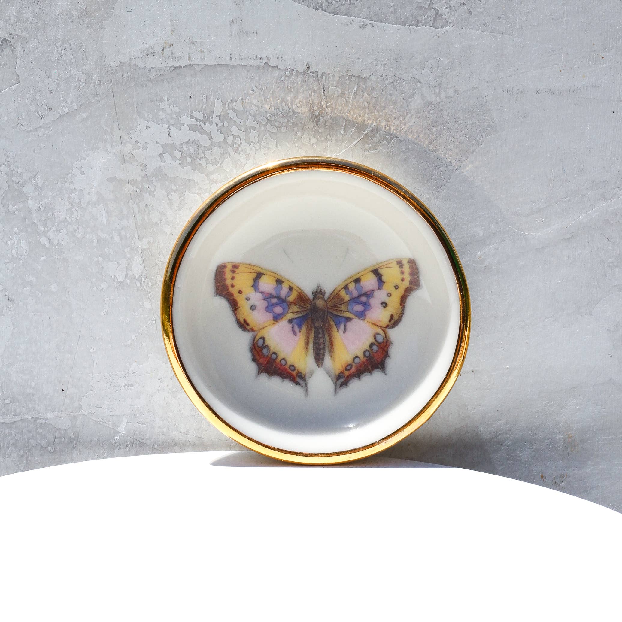 Apricity Ceramics - Venta al por mayor Joyero de plato - Plato para abalorios con forma de mariposa naranja | Plato para anillos | Hecho a mano 0