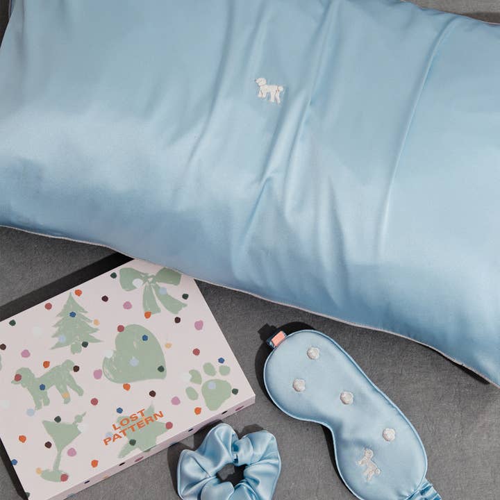 Blue "Pan Pan" 3 Piece Silk Gift Set - Silk Pillowcase & Silk Sleep Eye Mask & Silk Scrunchie for wholesale on Faire1