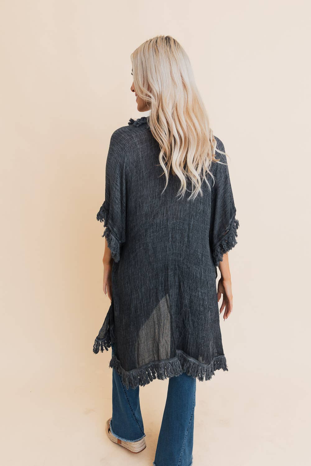 Leto Accessories – wholesale Kimono – Women's – Bestselling Sun-bleached Fringe Ruffle Kimono☀️11