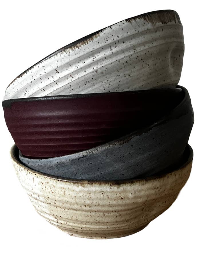 Grand bol à pâtes Luna pour la vente par Gina DeSantis Ceramics