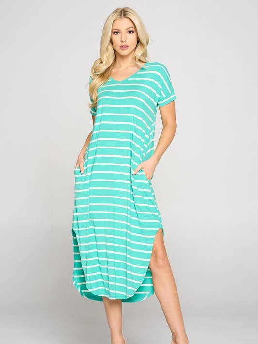 Stribet midi-kjole med buet kant og lommer for engroshandel hos Yelete