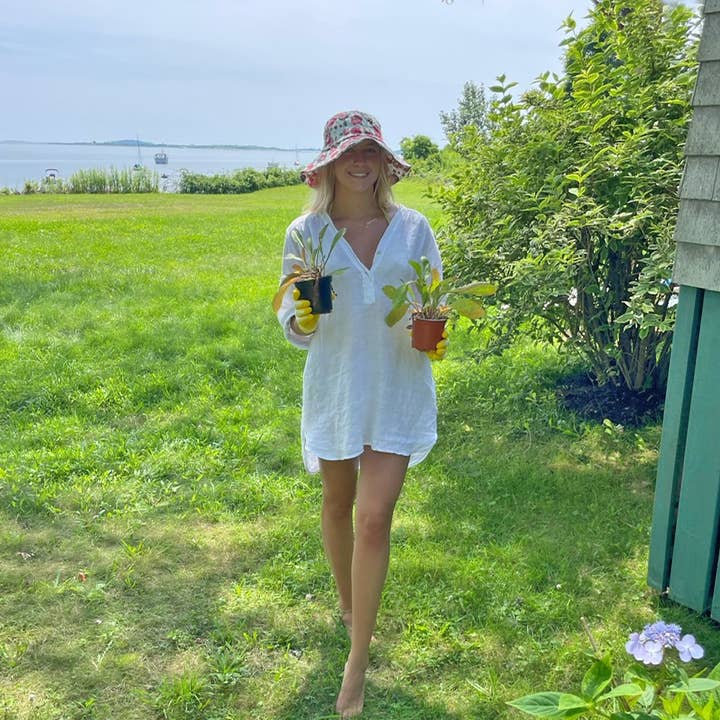 Womanswork - Wholesale Bucket Hat - Women's - Garden Sun Hat in "Cottage Rose" Print with Adjustable Fit