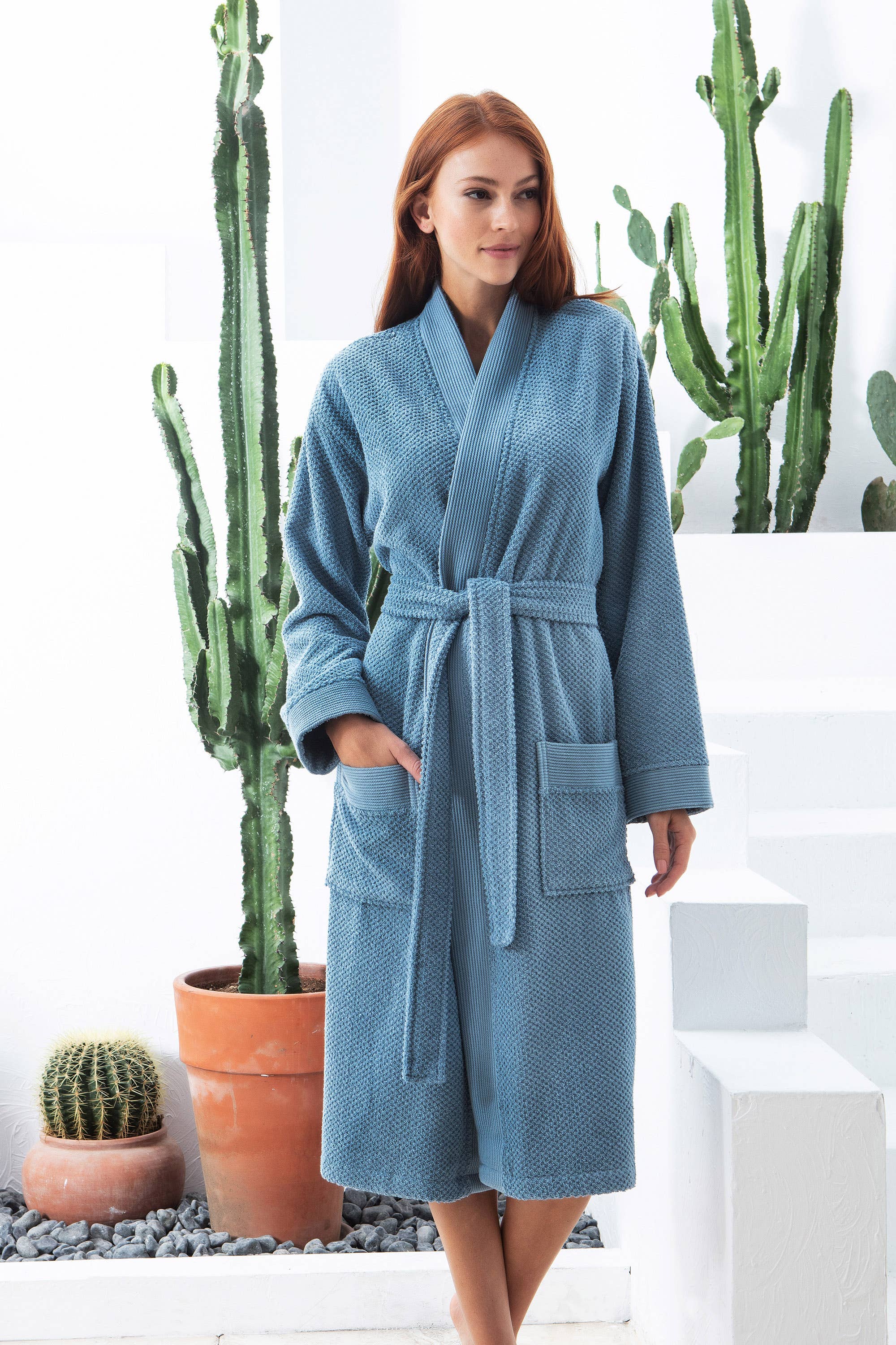 Women's Plush Microfiber Spa Robe – SEYANTE