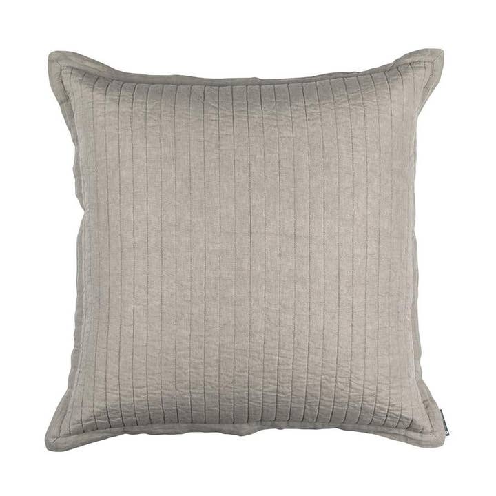 Cuscino Tessa trapuntato Euro Rafia Linen 26X26 per la vendita all'ingrosso da parte di Lili Alessandra