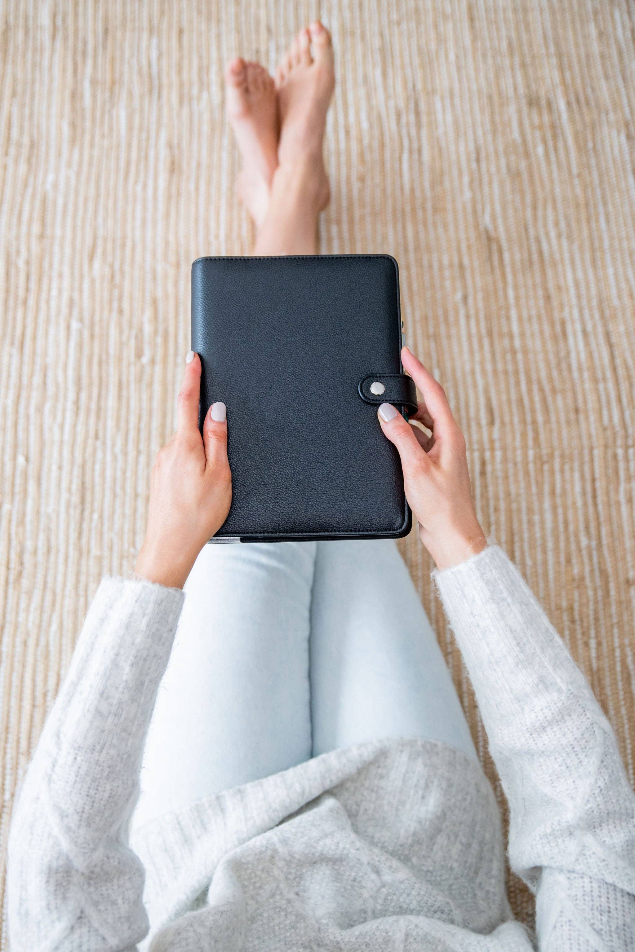 Planner Peace - Wholesale Planner - Textured Black A5 Planner2