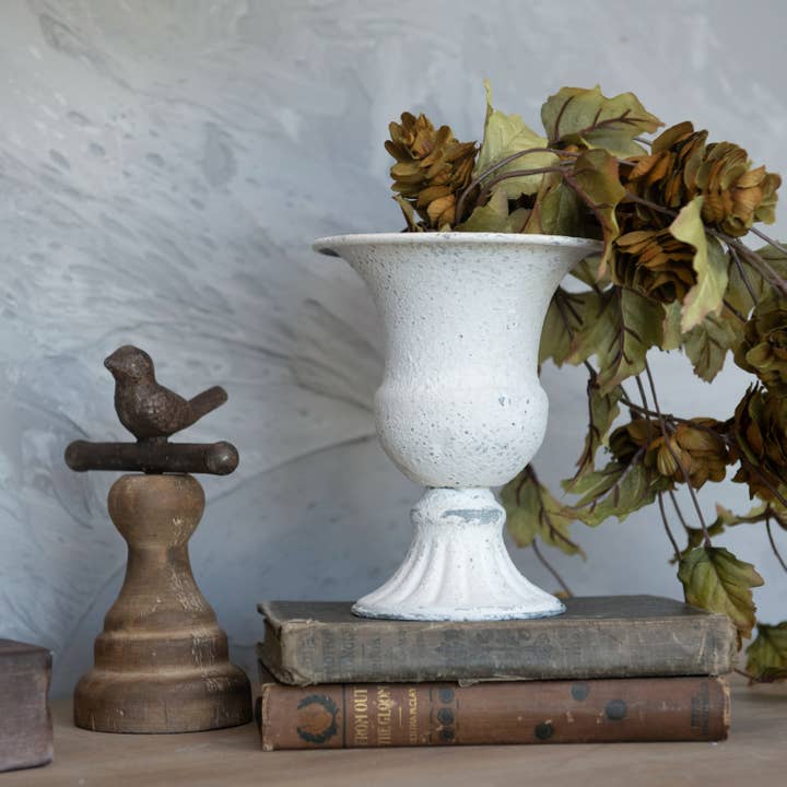 Ragon House – wholesale Dekorativt bordsobjekt – Vintage vit kruka från Ragon House