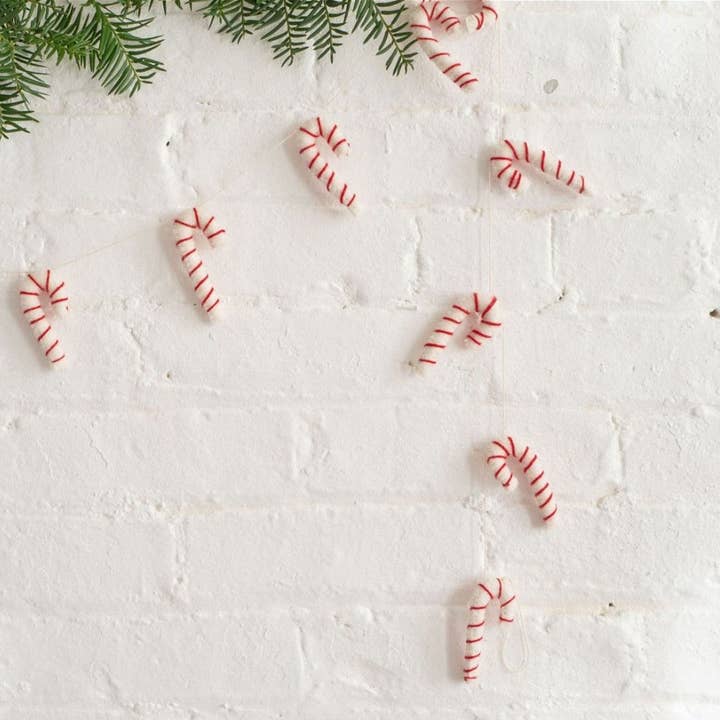 Nivas - Wholesale Bunting/Garland - Candy Cane Garland / Christmas Decor / Holiday Gift / Winter