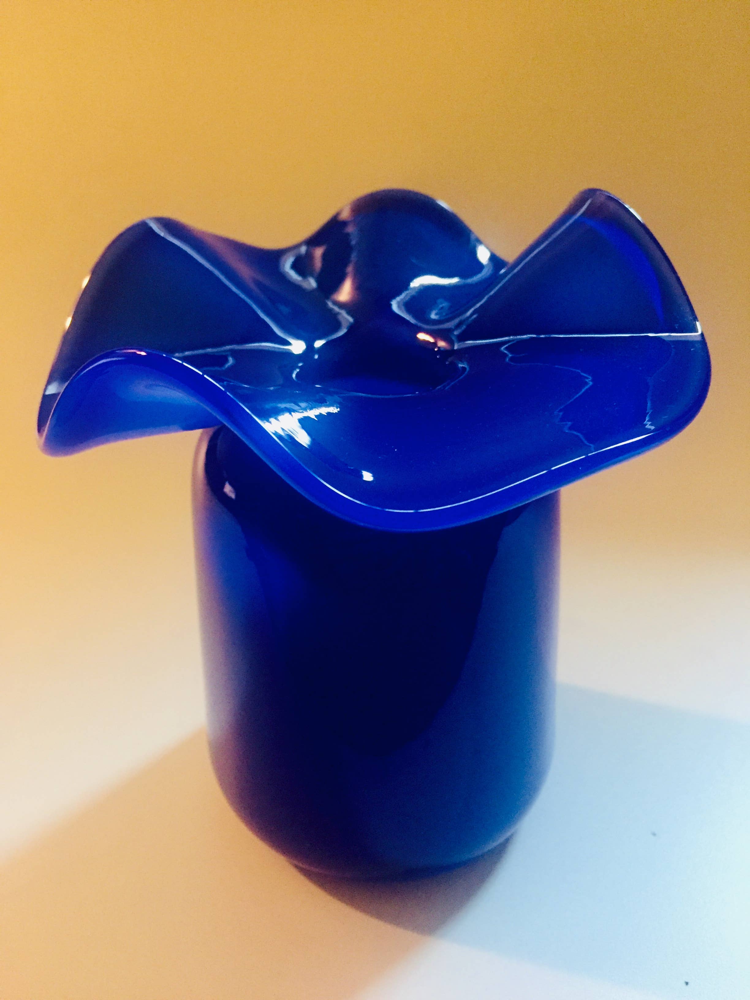 Terraglassworks - Wholesale Vase - Ruffle Bud vase18