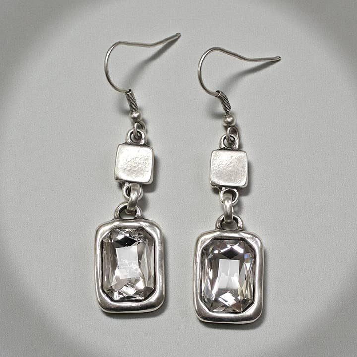 N° d'article NE-1087 - Boucles d'oreilles en étain pour la vente par The Ancient Bazaar Jewelry & Accessories