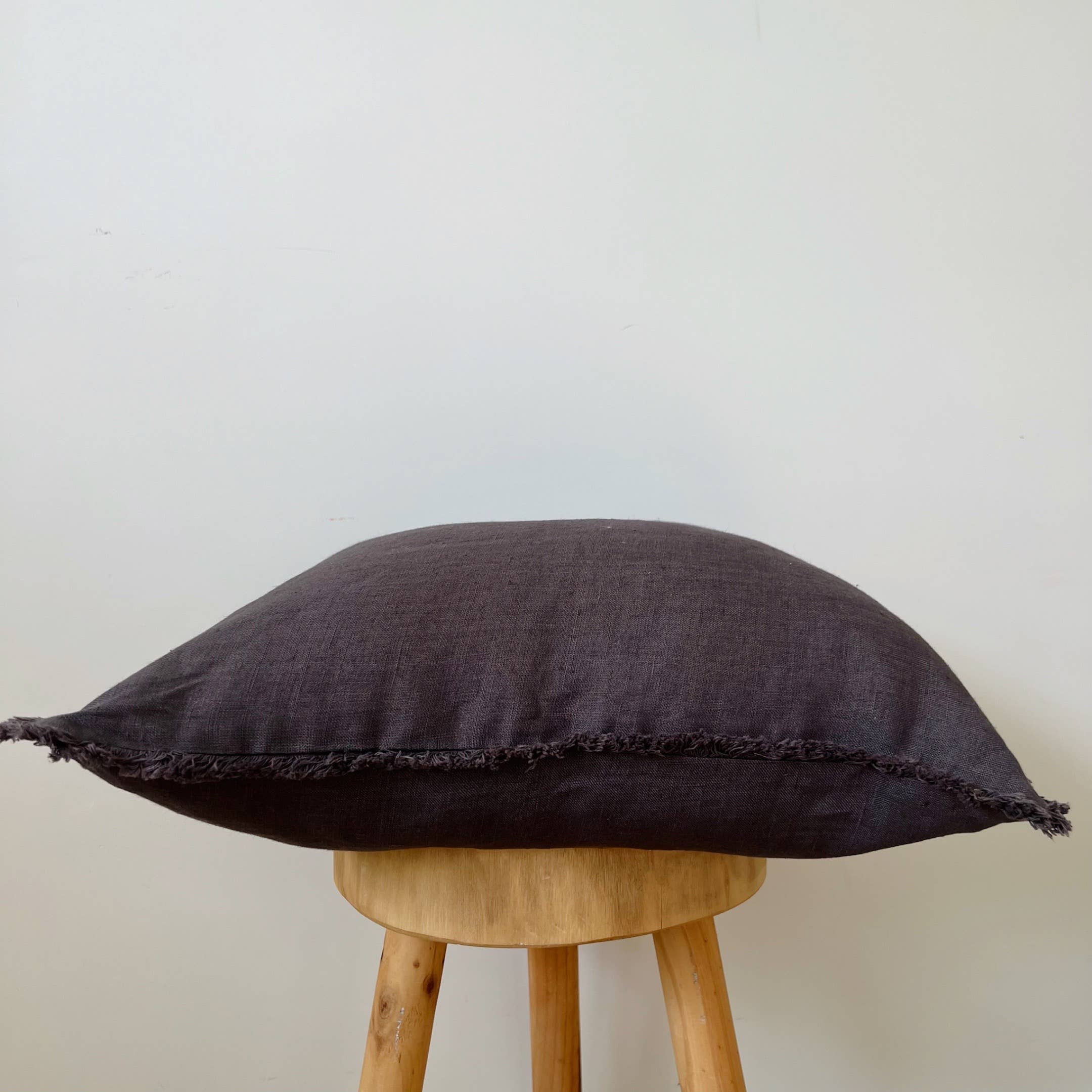 theHOMEmind - Wholesale Throw Pillow Cover - Neutral Linen Pillow Covers21