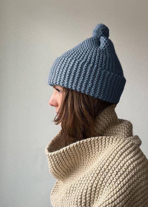 Project Weekend – wholesale DIY craft kit – DIY LEARN TO KNIT CRAFT KIT: CLASSIC POM BEANIE11