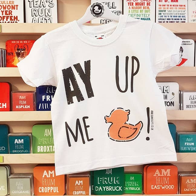 Ja, ik ben Duck! T-shirt voor kinderen met gele eend. voor wholesale door Dukki Gifts