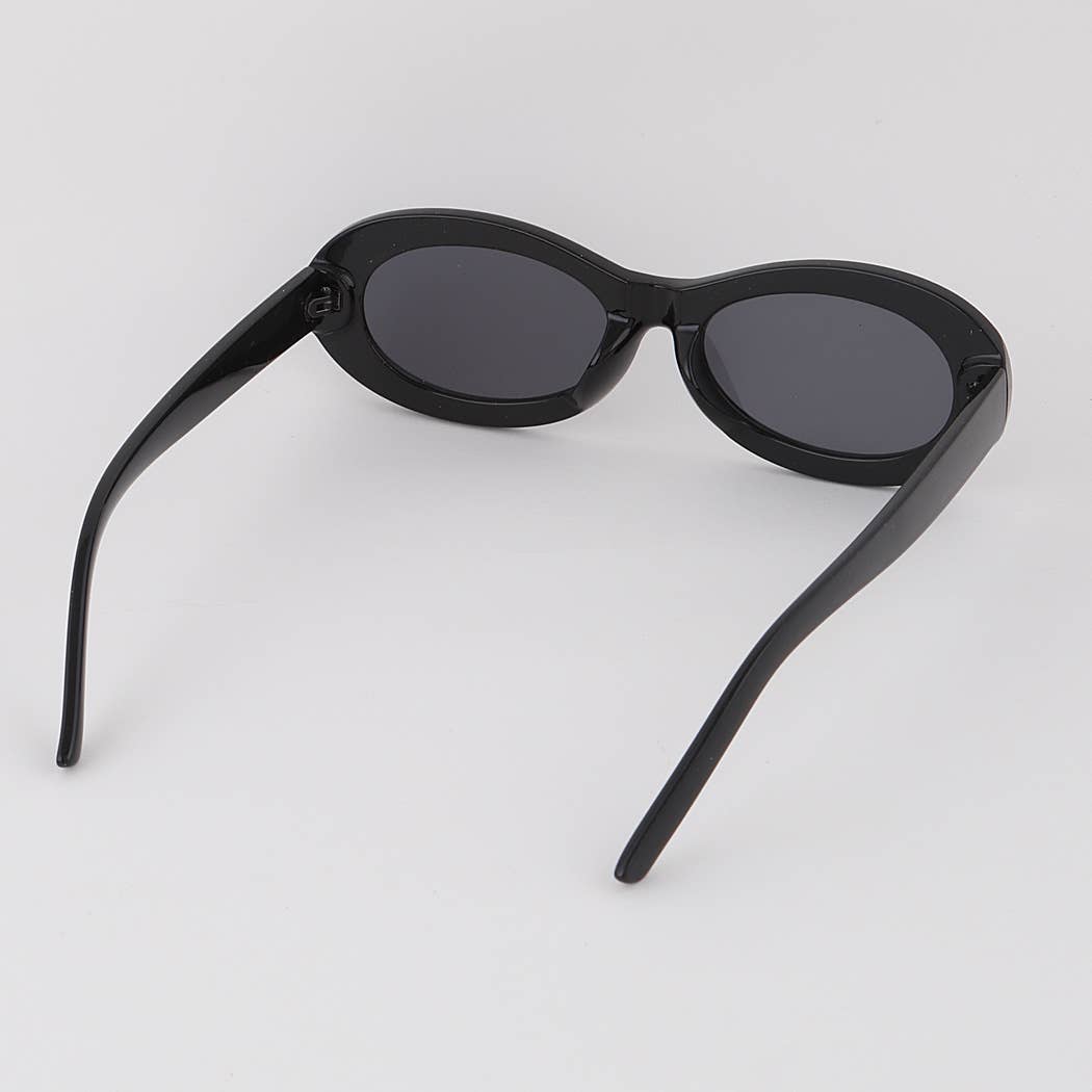 Mix Color Retro Oval Sunglasses for wholesale on Faire1