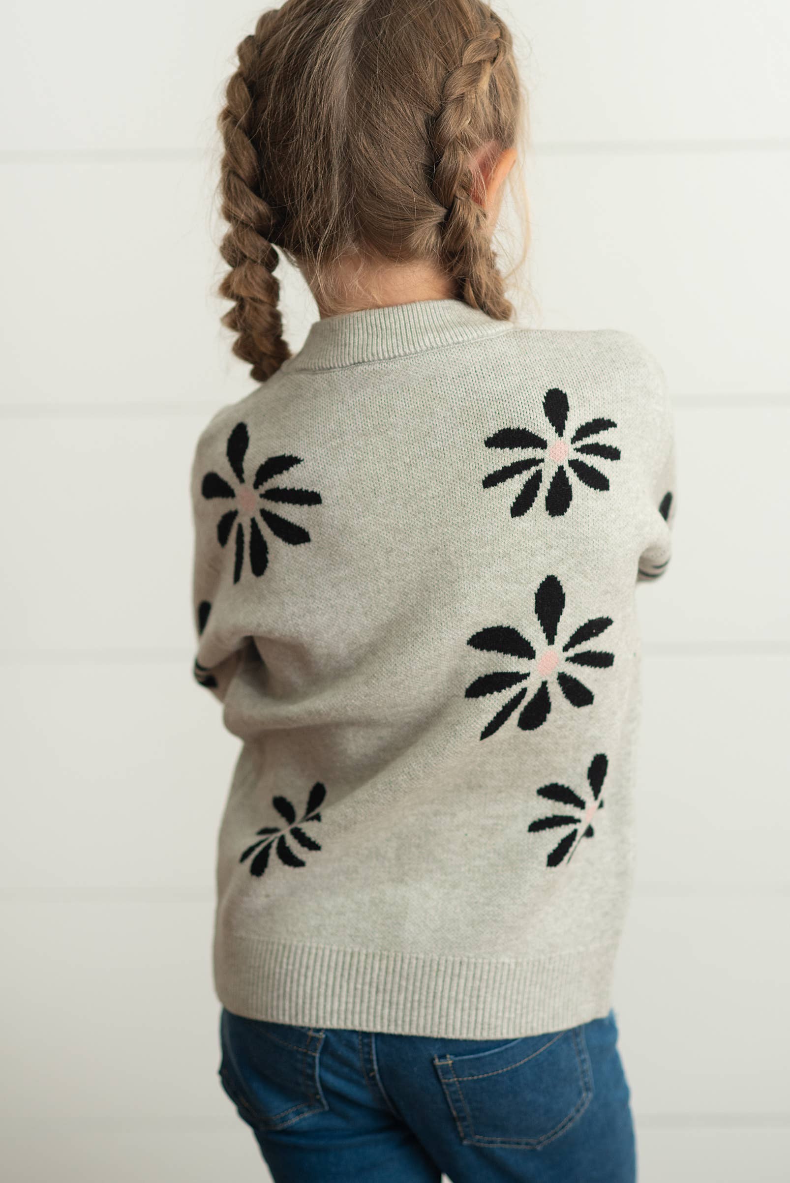 Oopsie Daisy - Vente Pull en maille – enfant - Pull automne-hiver à col rond à fleurs gris clair pour enfants1