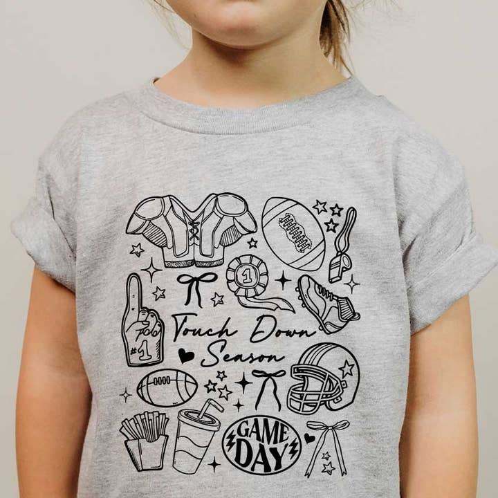 T-shirt graphique Touch Down Season Football pour enfants pour la vente par Kids By Kissed Apparel