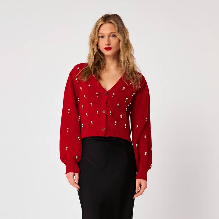 Bowen Cardigan Sweater and other Purchase Wholesale medische uniformen. Free Returns & Net 60 Terms on Faire trending on Faire.