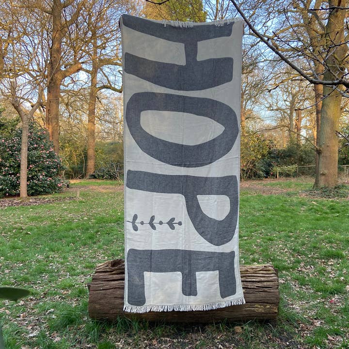 Strandhandduk i ren bomull - Handvävd sjal - 100x180 cm - HOPP för wholesale av Living Roots