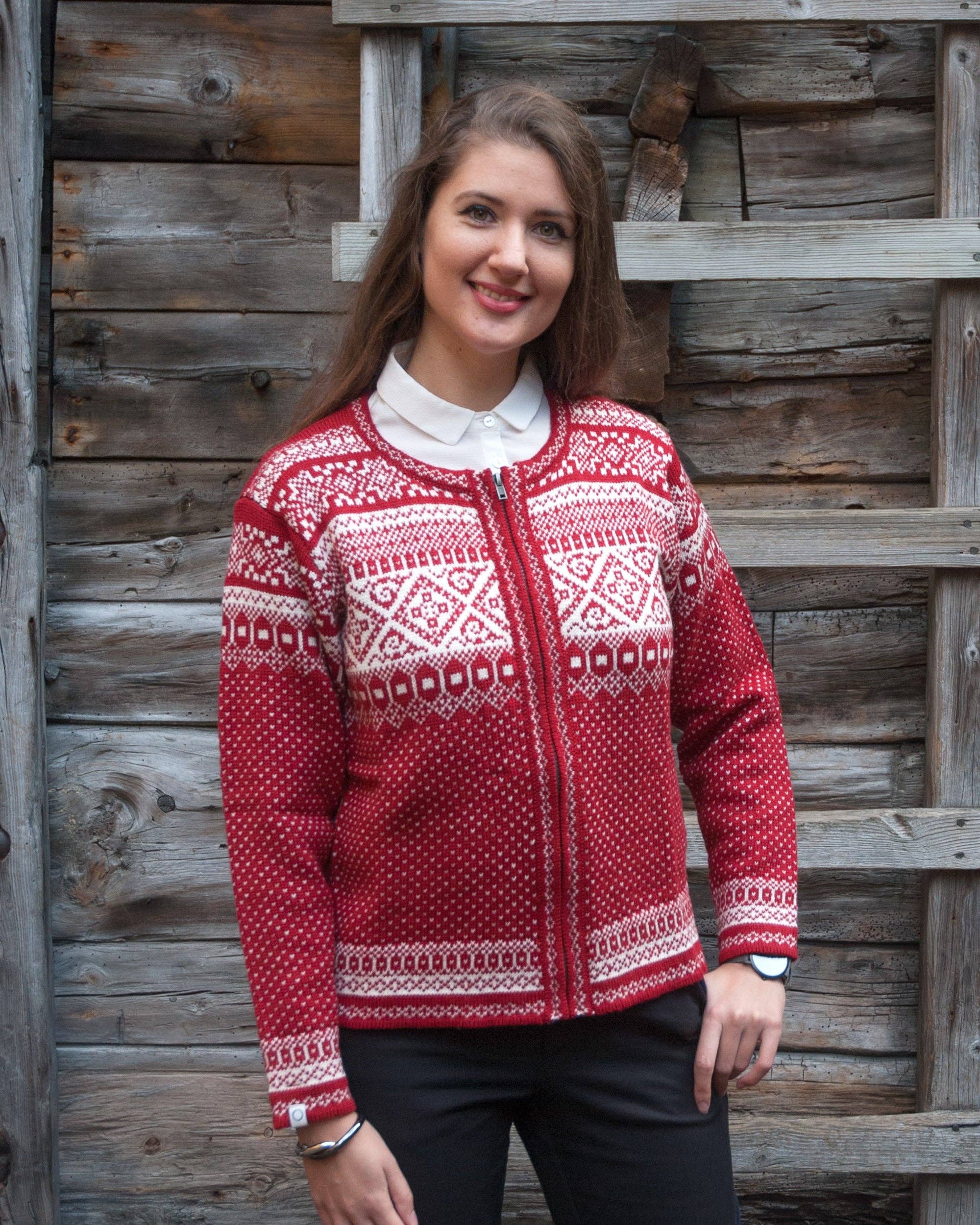 Susan Fosse AS - Wholesale Cardigan - Women's - Nordnes Women's Cardigan5