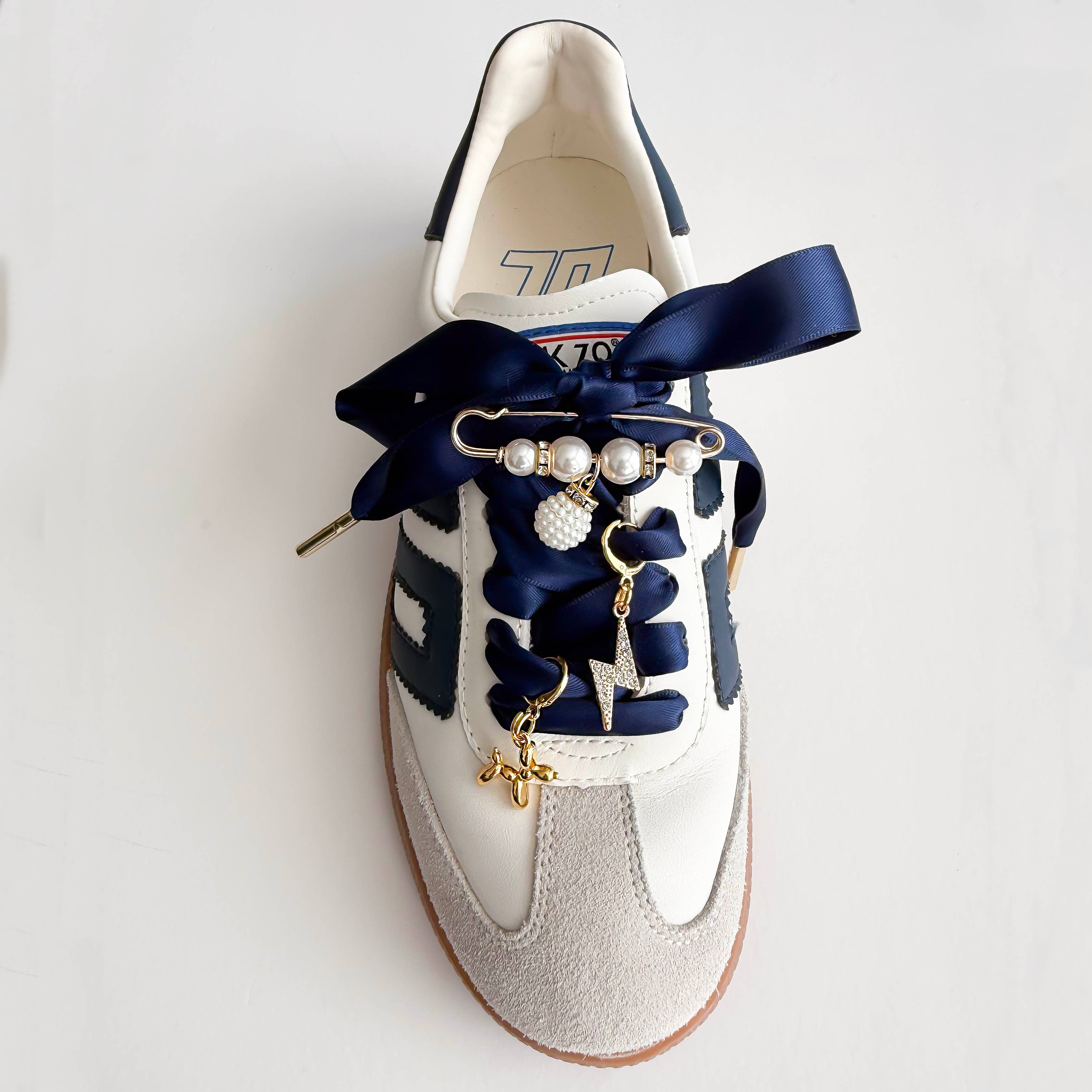 Leo & Lee Studio – Acessórios de calçado por atacado – Conjuntos de Charme e Atacadores – Acessórios para Atacadores21