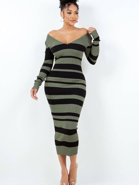 CUELLO EN V A RAYAS DE MANGA LARGA - HOEA973 para venta al por mayor de House of E ATL LLC