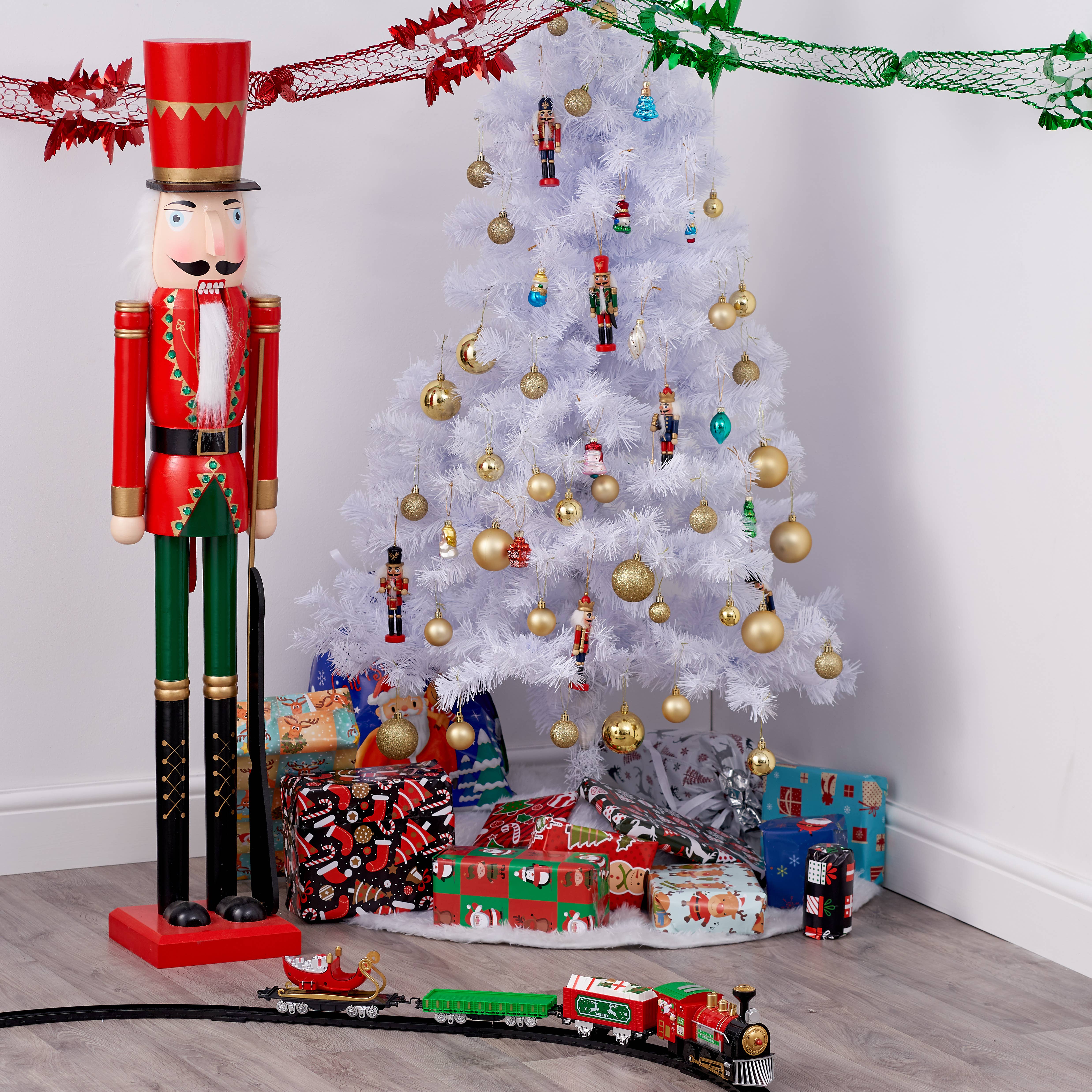 The Twiddlers - Wholesale Holiday Nutcracker - Giant Christmas Nutcracker Soldier Decoration, 120cm/4ft8