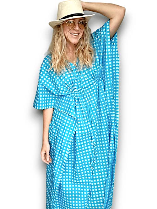 IDA IVY Resorttøj-Kaftan-Check/Turkis for engroshandel hos Helga May