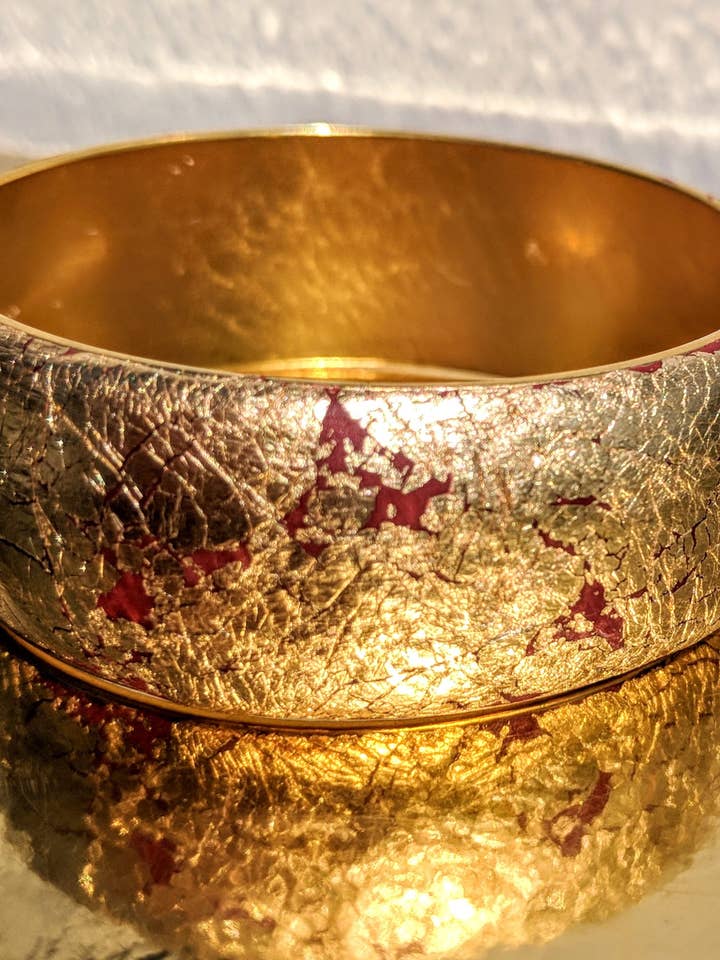 Armbånd (du vælger) Guld Over: Rød, Blå, Grøn, Whi-hvid for engroshandel hos Gay Isber Designs