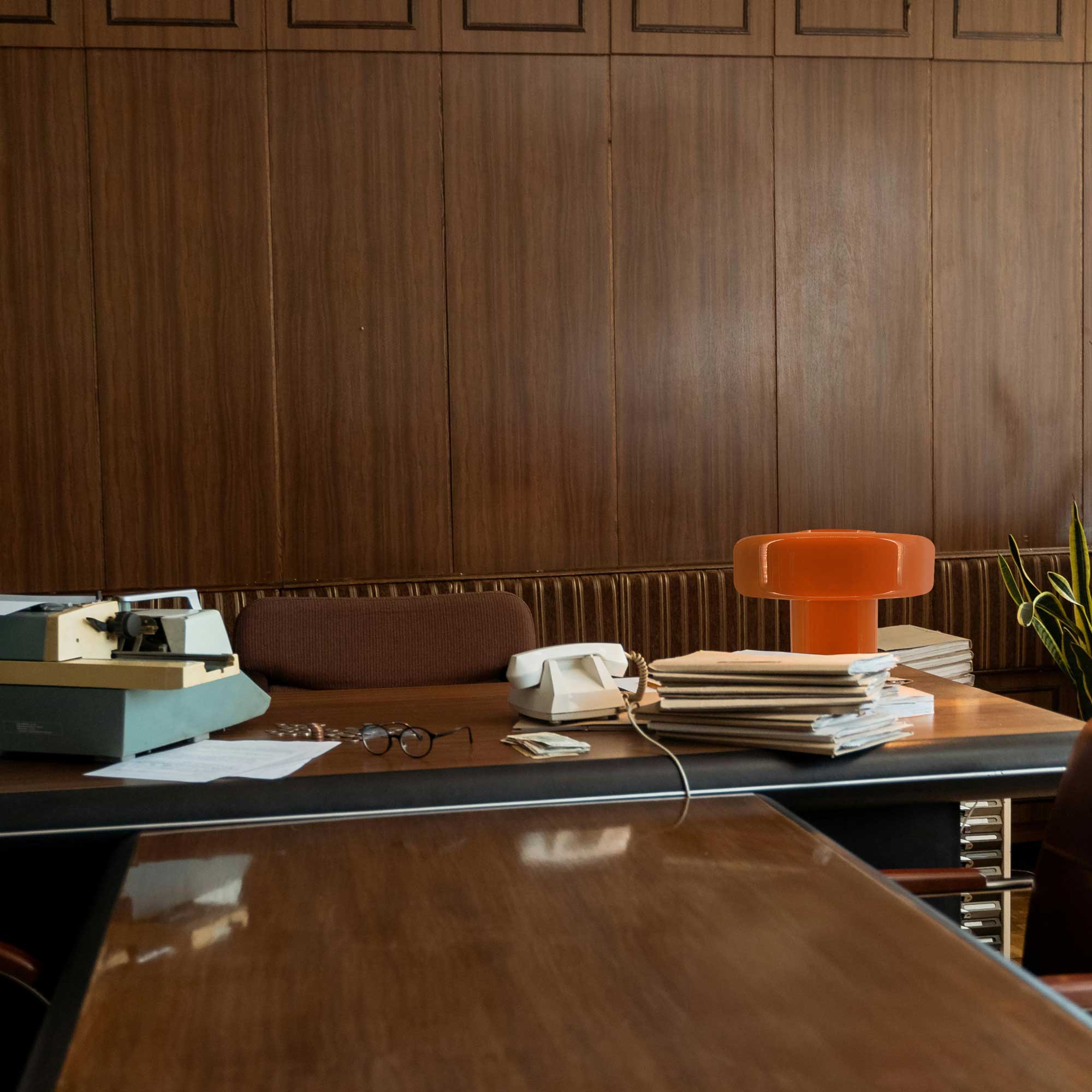 C-Création - Wholesale Floor Lamp - XXL table lamp in colored glass and retro style Foza Maxi1