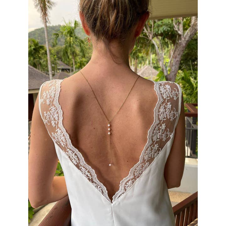 Dusty Pink Pearl Backless Necklace - Bridal Jewelry for wholesale by L'atelier du 6