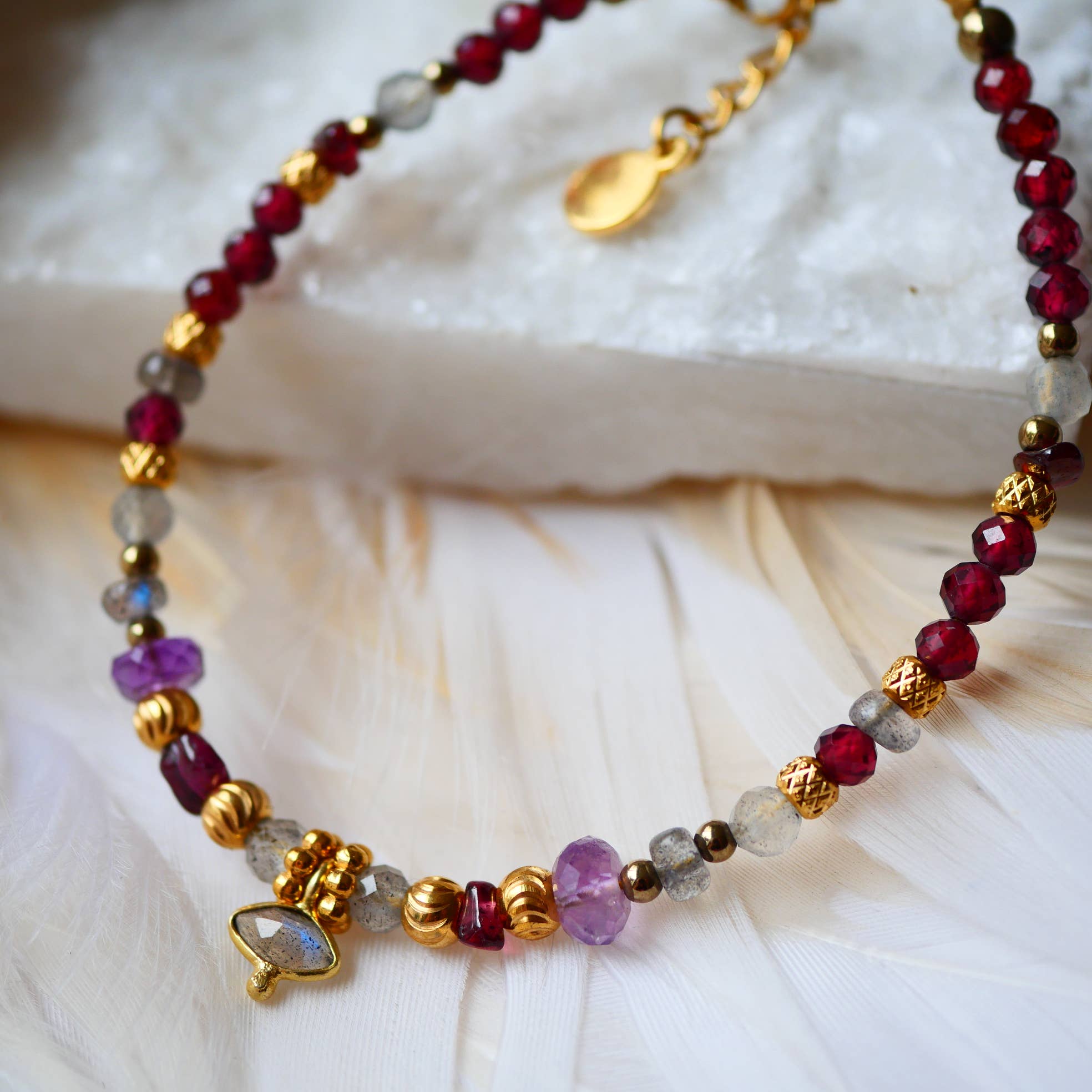 GINANDGER - Wholesale Beaded Bracelet - SANCHAR Bracelet - Garnet, Labradorite, Amethyst4