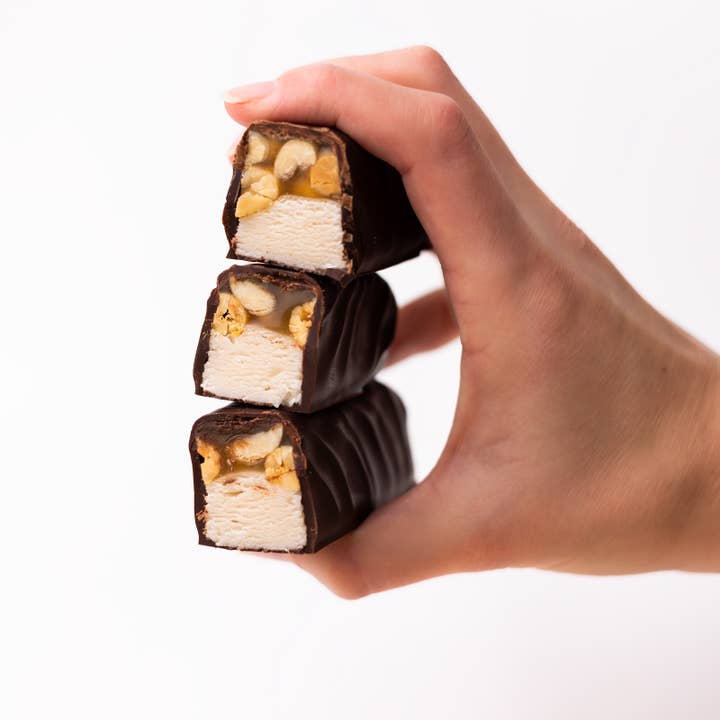 Break Free Candy - Wholesale Chocolate Bar - Vegan Better Than Theirsâ„¢ Candy Bar(Pack of 12)Â