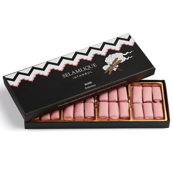 Aladdin - Wholesale Chocolate-covered sweets - Selamlique Rose Delicacy - Chocolate Covered Almond Croquants2
