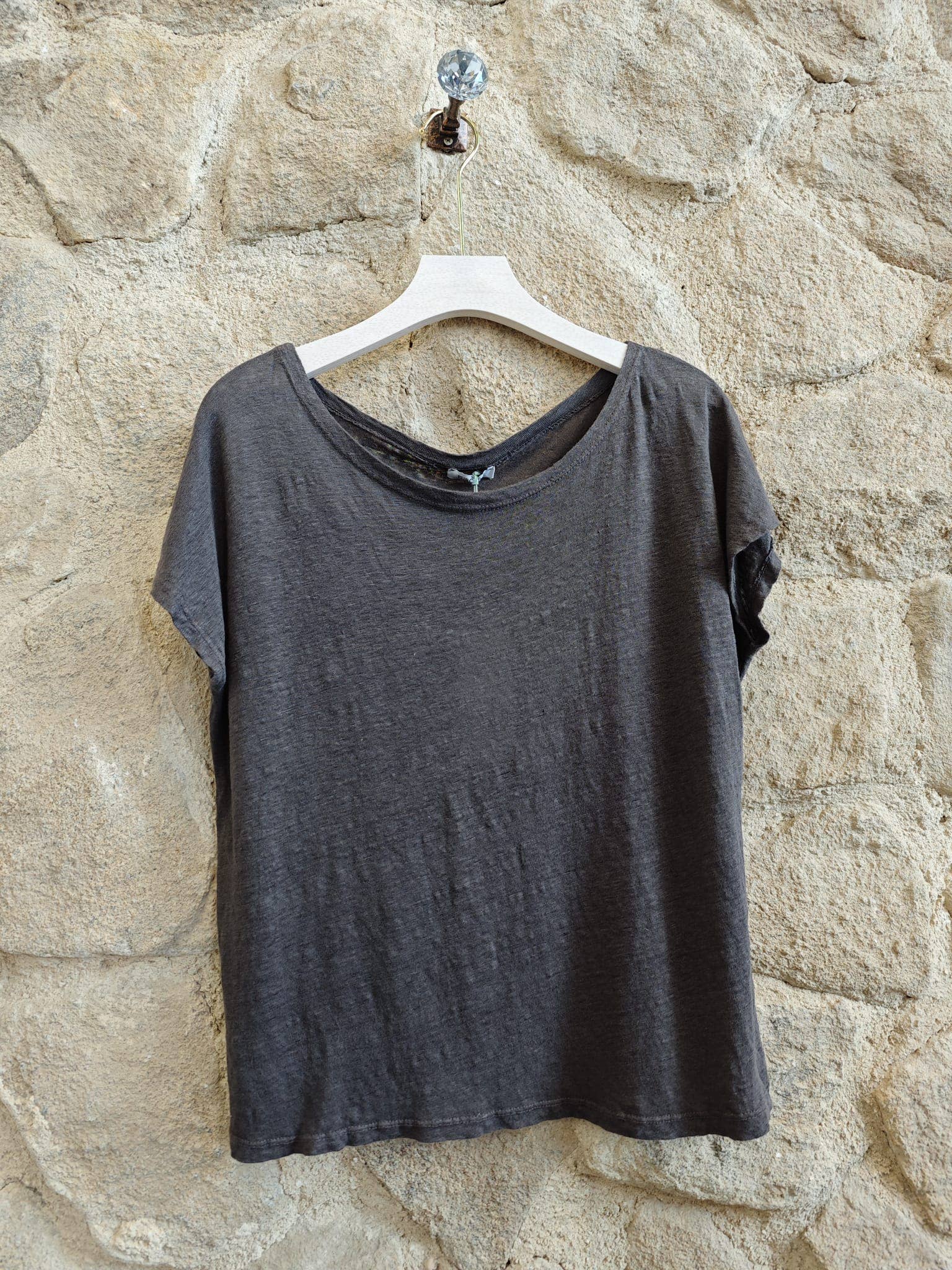 Linen & More - Wholesale T-Shirt - Women's - REF 2296 BASIC U-NECK T-SHIRT 100% LINEN4