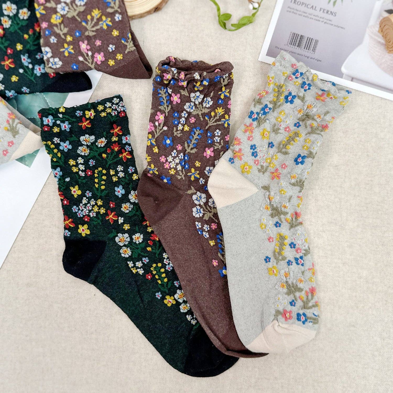 7DAYSSOCKS - Wholesale Socks - Women's - Women's Crew Harga Garden Flower Socks6