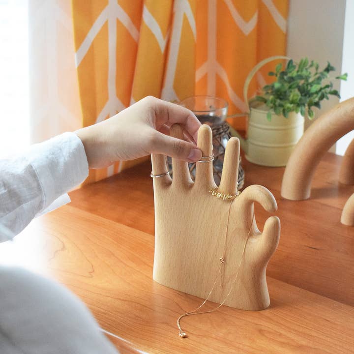 Senser Woodcraft – Großhandel Schmuckständer & -display – More Fingers OK - Schmuckdisplay/Tischdeko