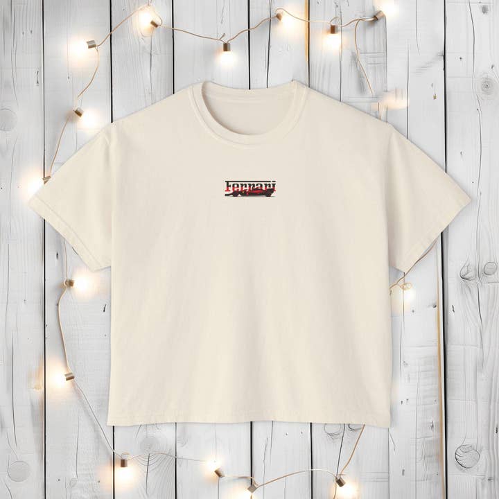 TheKingShirt - Wholesale Graphic Sweatshirt - Women's - Vintage Racing Car Tee - Retro F1 Supercar Motorsport Shirt3