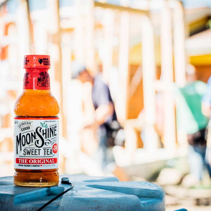 Moonshine Sweet Tea - Wholesale Iced Tea - The Original Moonshine Sweet Tea7