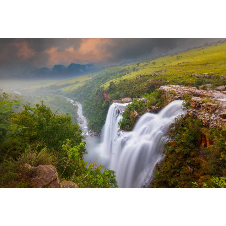 Fotografia de Belas Artes em Cascata | Arte de Parede em Tela | Cataratas de Lisboa por atacado de Richard Miles Photos