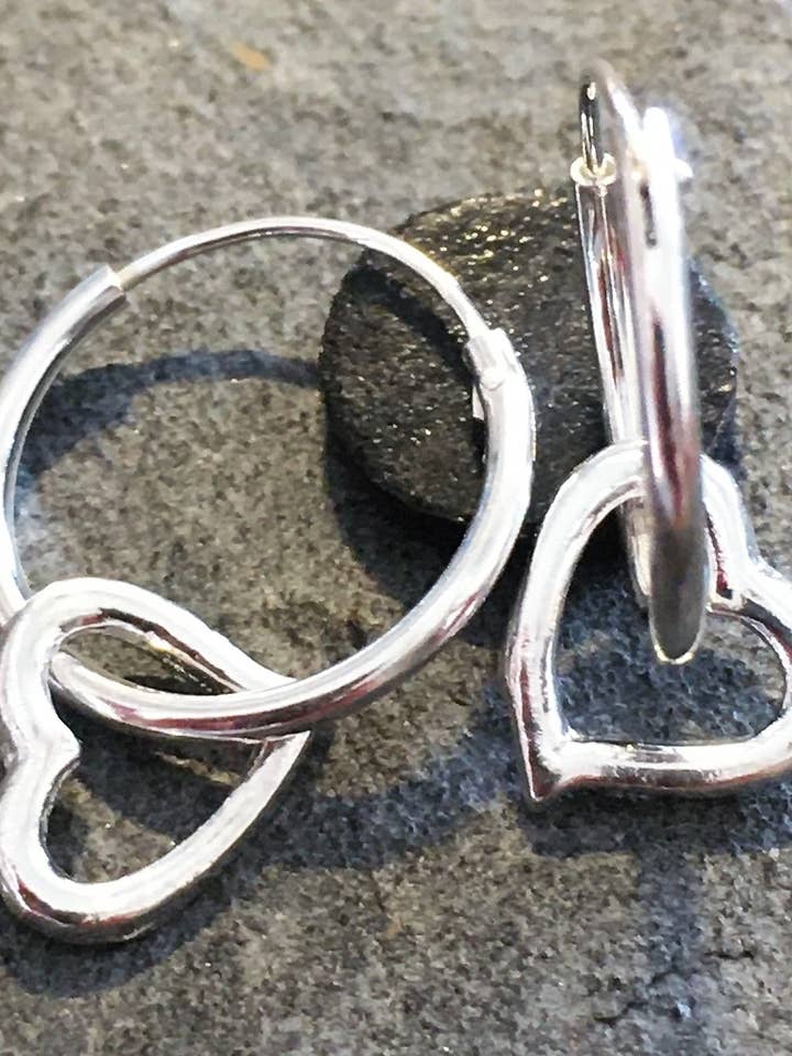 SE247B -- 1.2 X 14MM HOOP WITH HEART CHARM EARRING for wholesale by Bluelily925silver